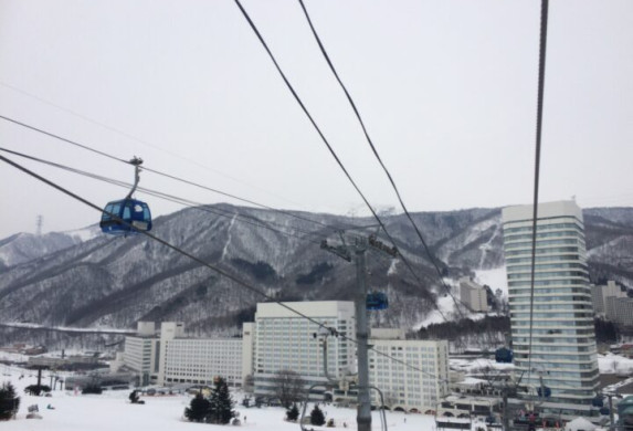 苗場スキー場のリフトから
