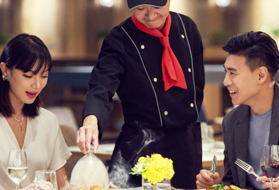 富士マリオットホテル-レストランホールのお仕事