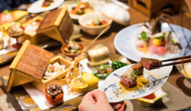 稲取銀水荘で部屋食を楽しむ