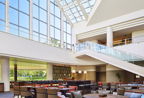 オールデイダイニングアトリウム