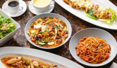 ルスツリゾート-オールデイダイニングアトリウム食事イメージ