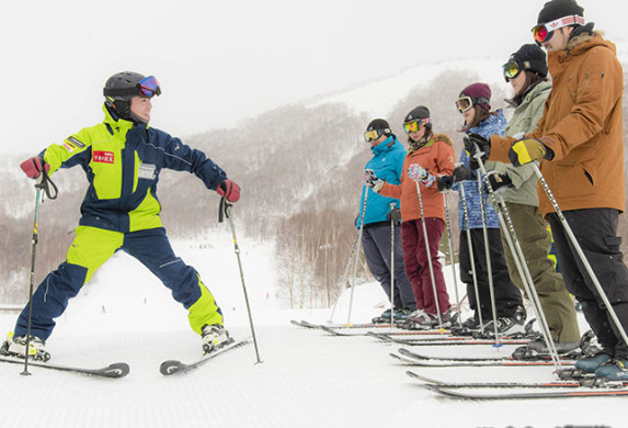 ルスツリゾート - スキーレッスン(グループ)