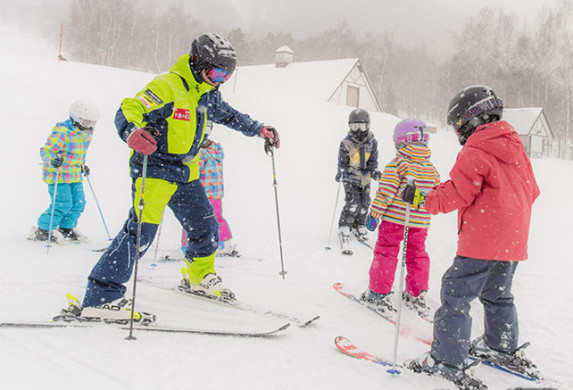 ルスツリゾート - スキーレッスン(グループ)